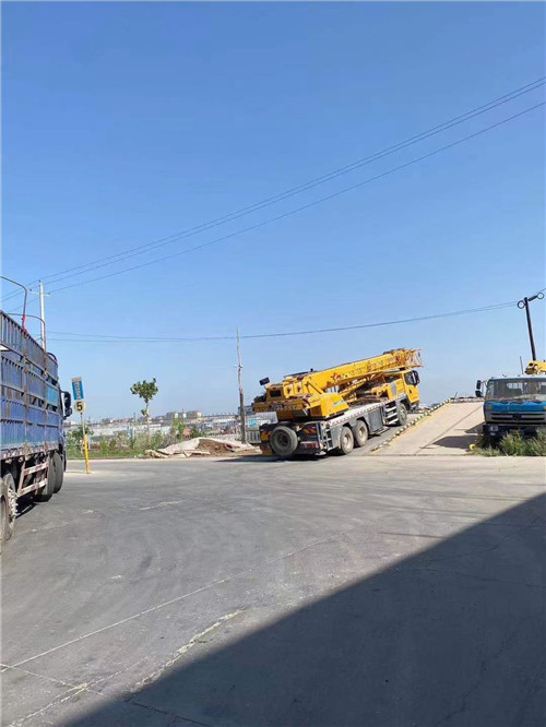 曾都区25吨吊车的租赁价格大概是多少？